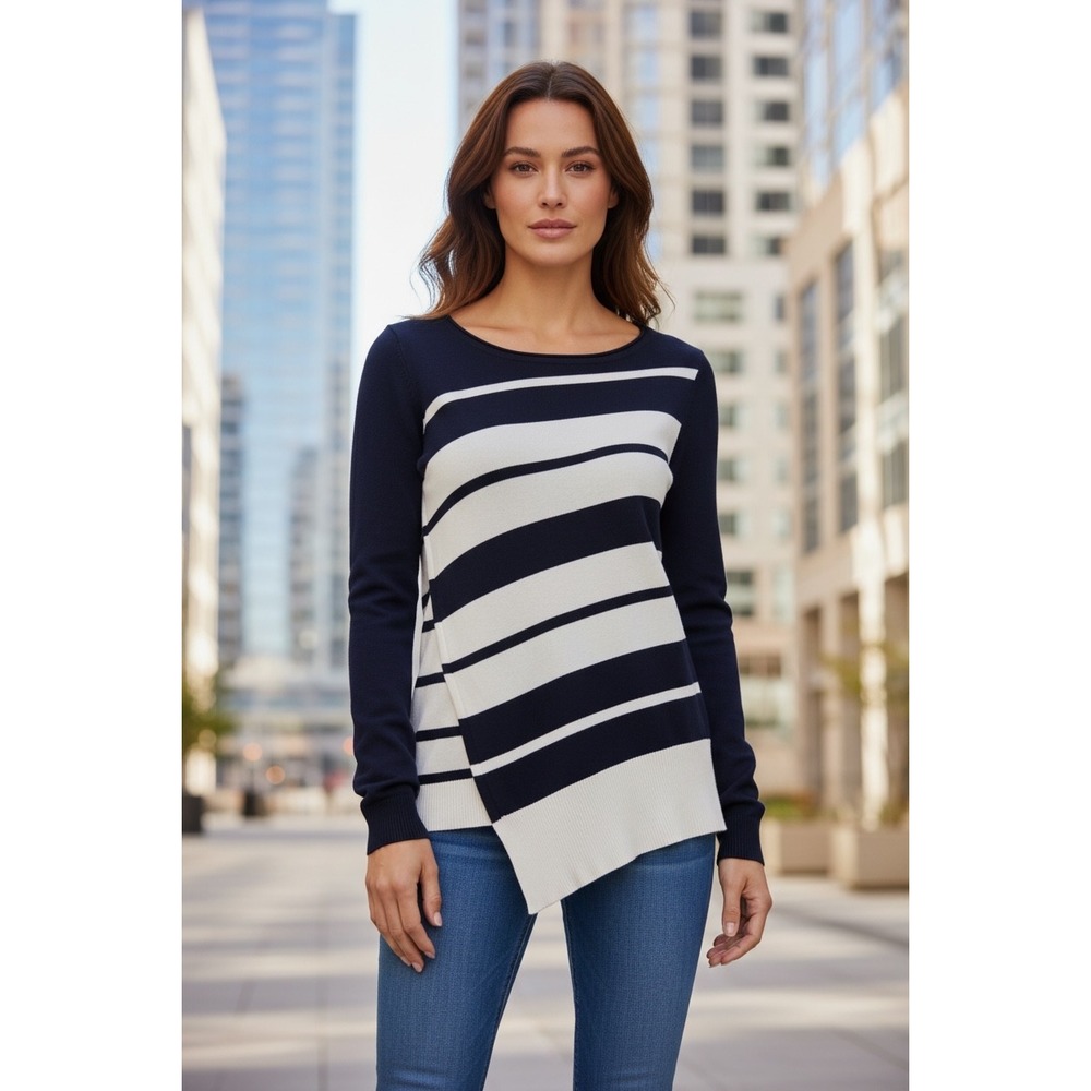 White‎ House Black Market Sweater Womens M Navy White Asymmetric Striped